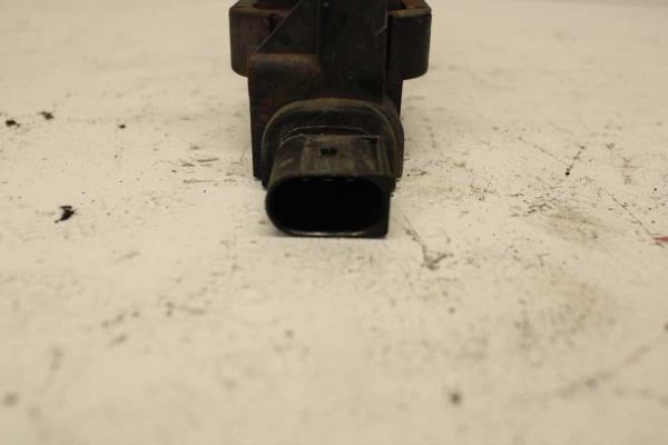 BOBINE D ALLUMAGE MERCEDES CLASSE A W168 / VANEO W414 1.4 / 1.6 / 1.9 / 2.1 CC - Vue 3